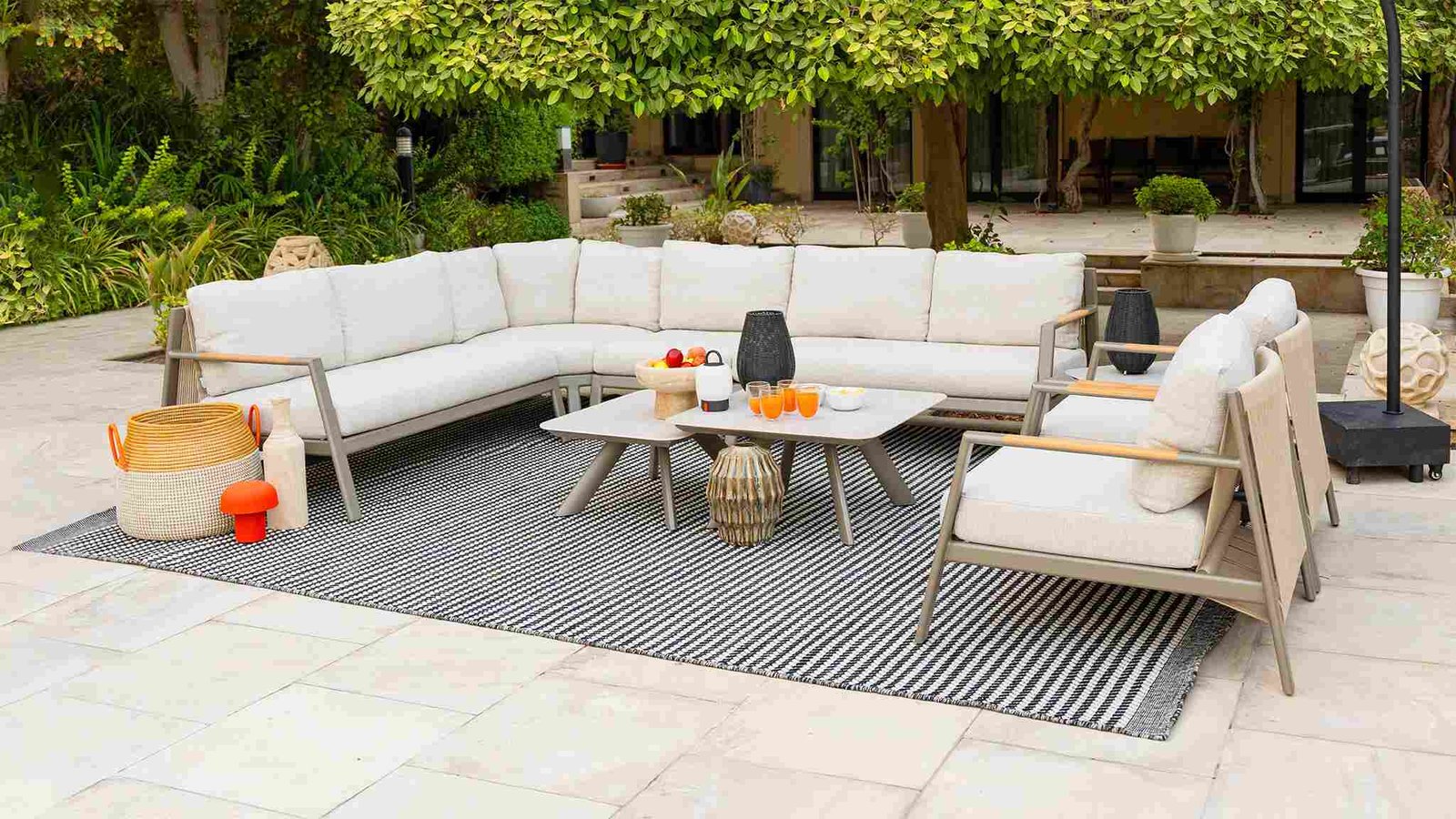 Outdoor Upholstery Dubai